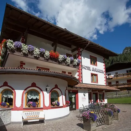 Jan Maria Hotel