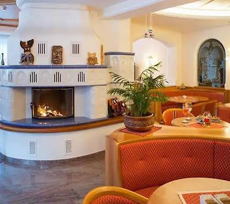 Jan Maria 卡纳泽伊