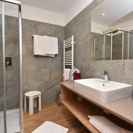 Hotel Jan Maria 3*