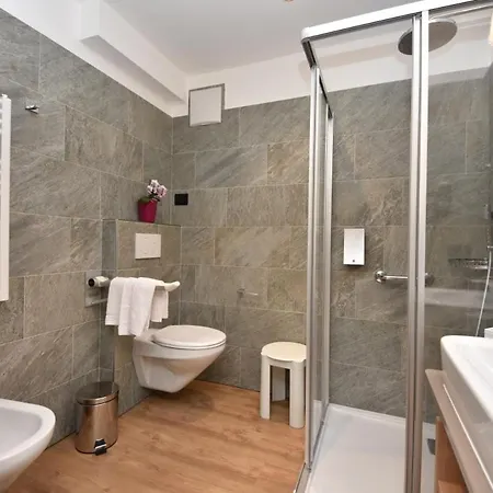 Jan Maria 3* 卡纳泽伊