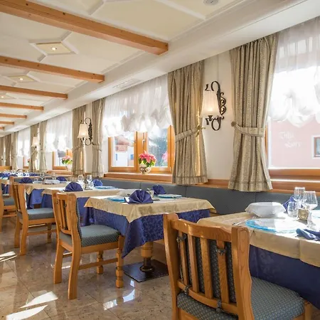 Jan Maria 3* 卡纳泽伊